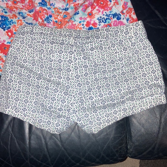 3 pairs of SO shorts used - Picture 5 of 7